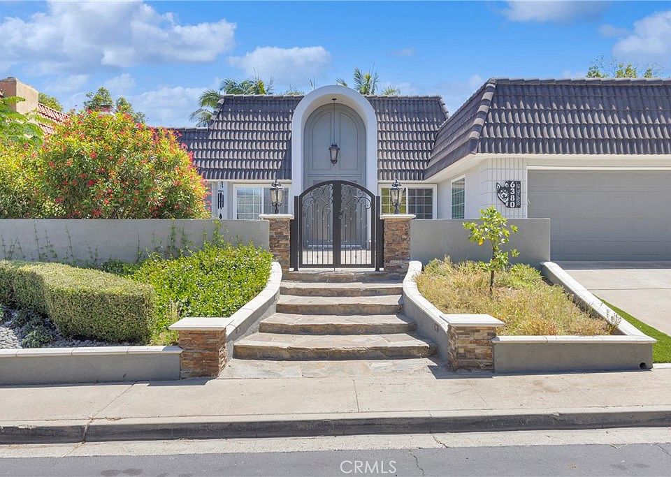 6380 E Bixby Hill Rd, Long Beach, CA 90815 | MLS #PW26167722 | Zillow