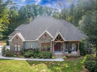 202 Primrose Rd, Advance, NC 27006