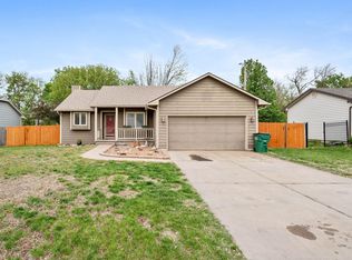 213 S Warren Ave, Rose Hill, KS 67133