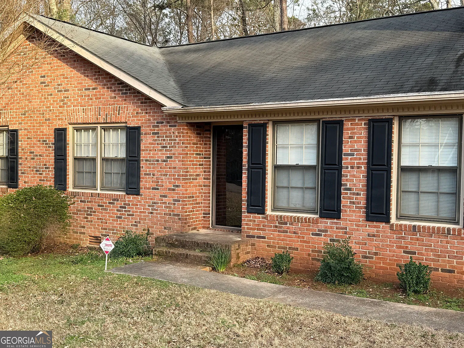 3 bed, 2.0 bath, 1740 sqft, $1,825 — Photo 4