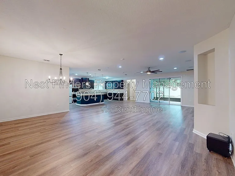 2704 Daylily Ln — Photo 4