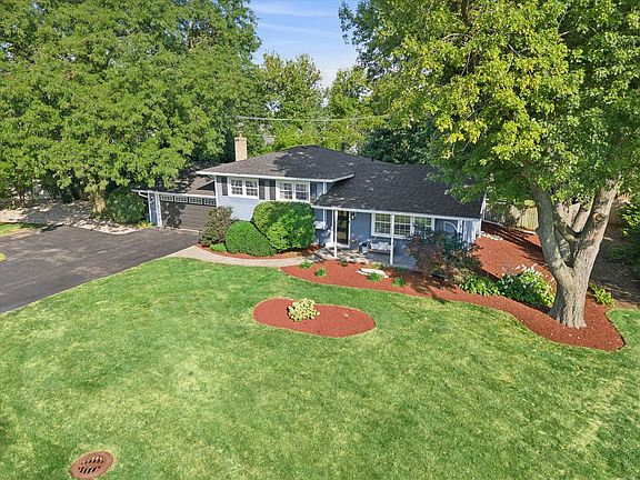 4th image of 342 Janet Ave