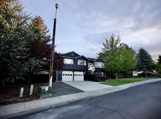 3608 SW Volcano Ct, Redmond, OR 97756