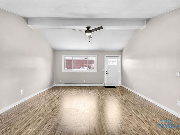 5th image of 739 Kenwood Ave
