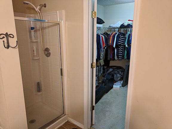 5th image of 2714 Thoreau Dr