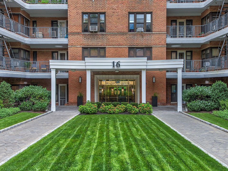 1st image of 16 N Broadway APT 6S