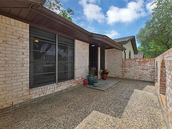 3rd image of 1511 Avenue D