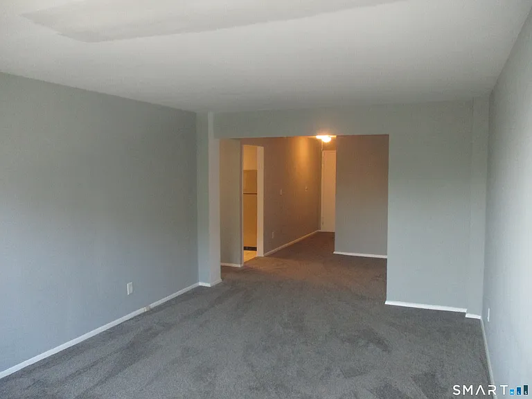 45 Maple St #4J — Photo 7