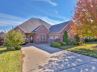 6425 Bridge Bay Ln, Rogers, AR 72758
