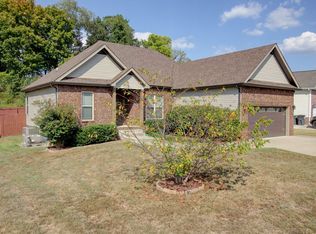 3518 Clover Hill Dr, Clarksville, TN 37043
