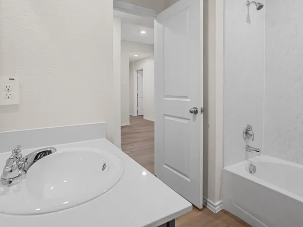 512 Yellow Rose Rd, Princeton, TX 75407