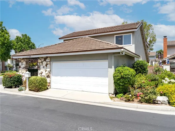 11389 Nayshon Ct, Cypress, CA 90630