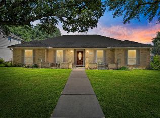 8201 Rio Grande St, Jersey Village, TX 77040