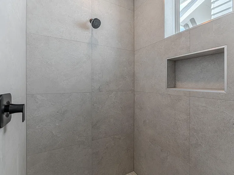 7605 Victory Reserve St — Photo 17