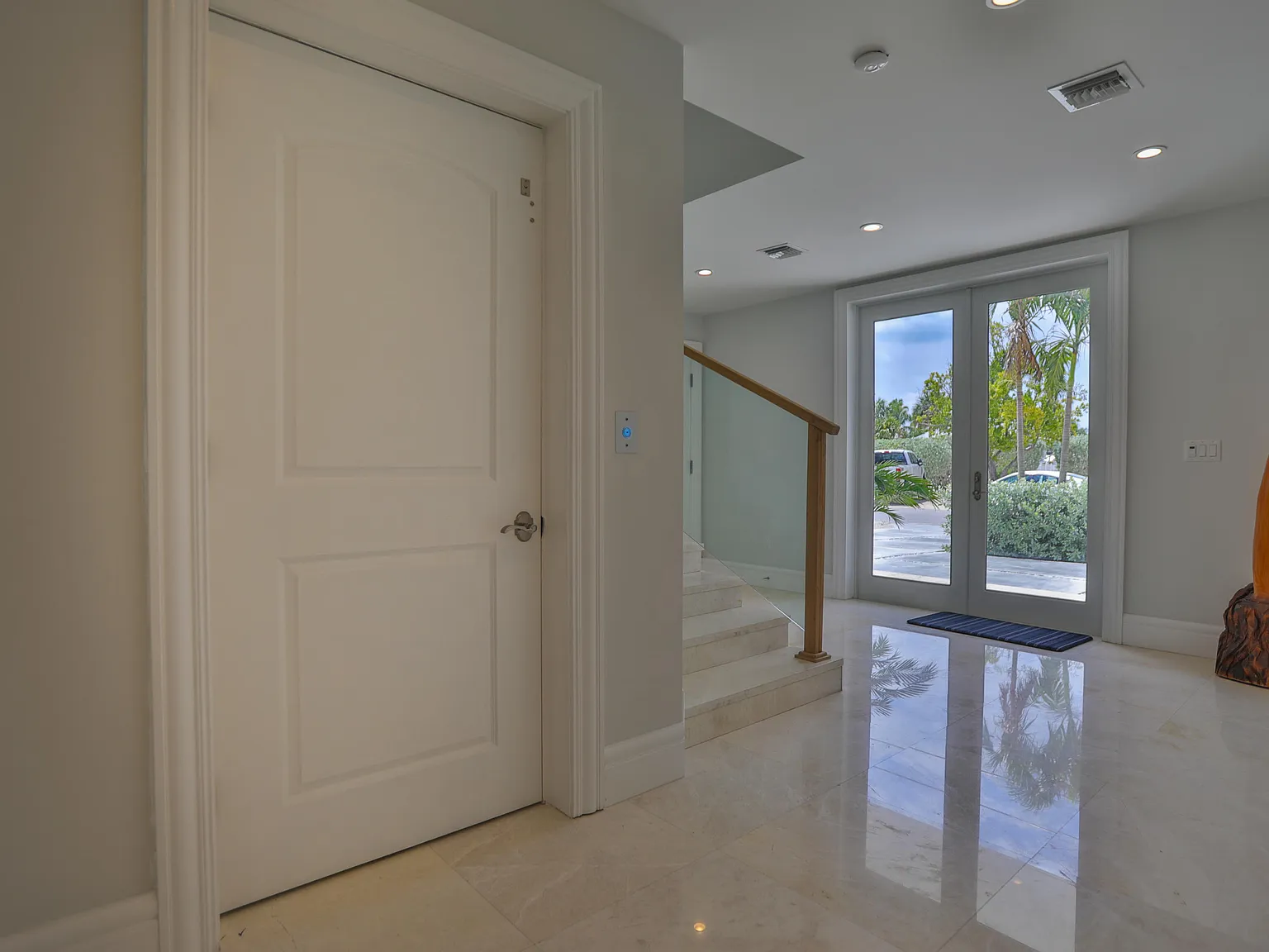 5 bed, 4.5 bath, $20,000 — Photo 4
