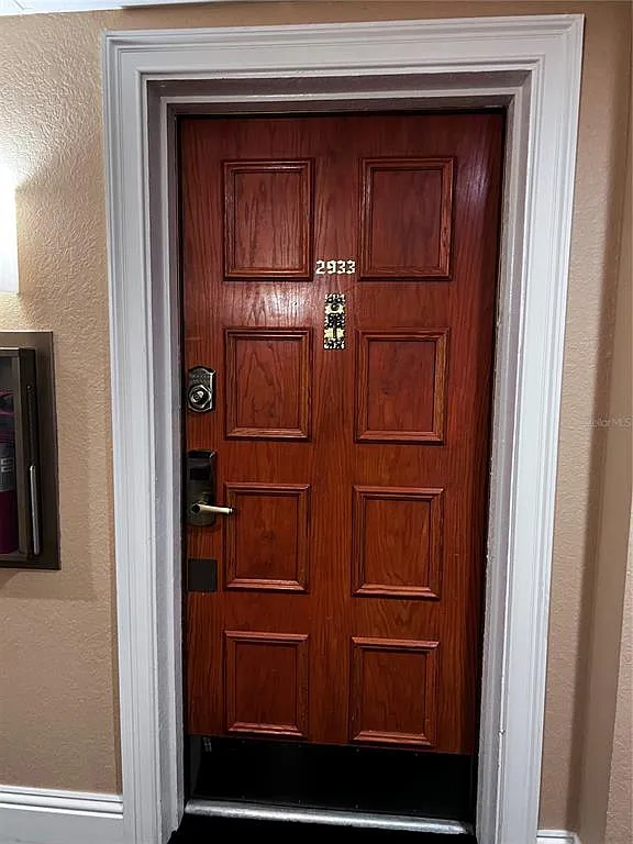 1 bed, 1.0 bath, 825 sqft, $2,150 — Photo 2