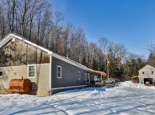 29 Mountain Rd, Weare, NH 03281