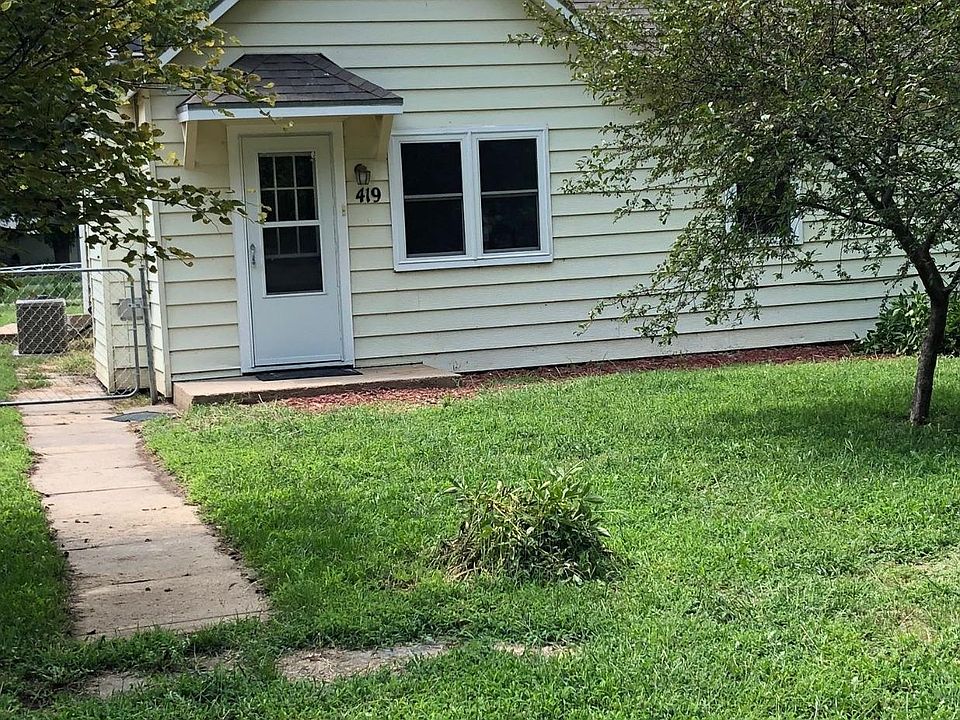 1st image of 419 N Lincoln St