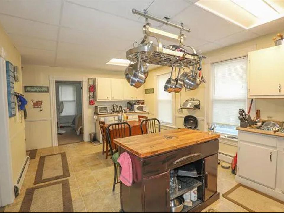 28 Ferry St 4, Suncook, NH 03275 Zillow