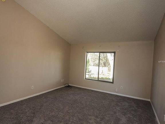 3rd image of 7373 Habbersham Dr