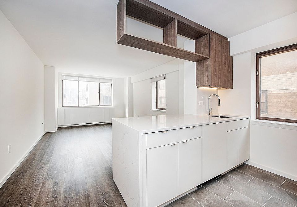 1st image of 520 W 43rd St APT 24A