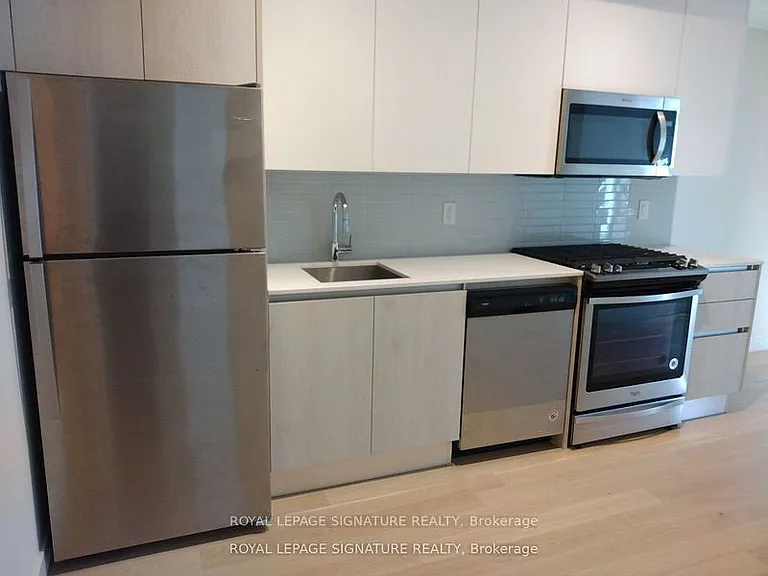 2A Church St #303 — Photo 9