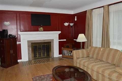 2nd image of 19288 Edgefield St