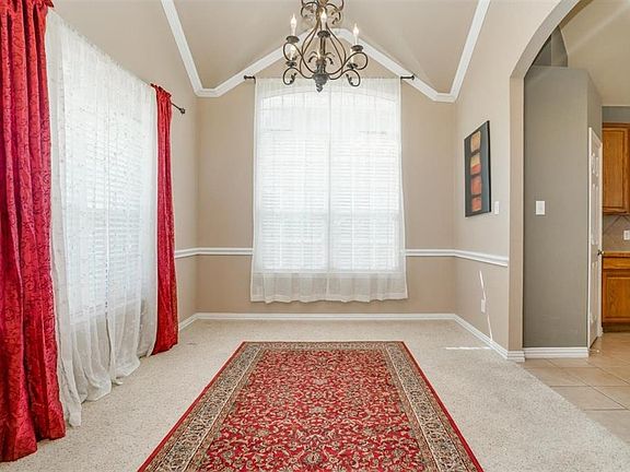 5th image of 816 Cascades Dr