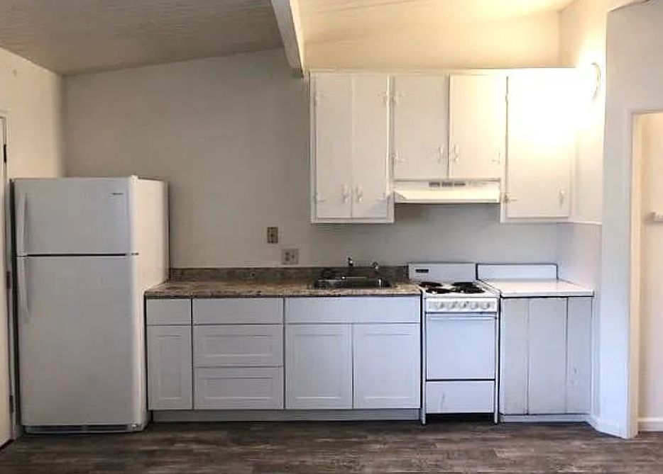 2nd image of 404 Central Ave APT F