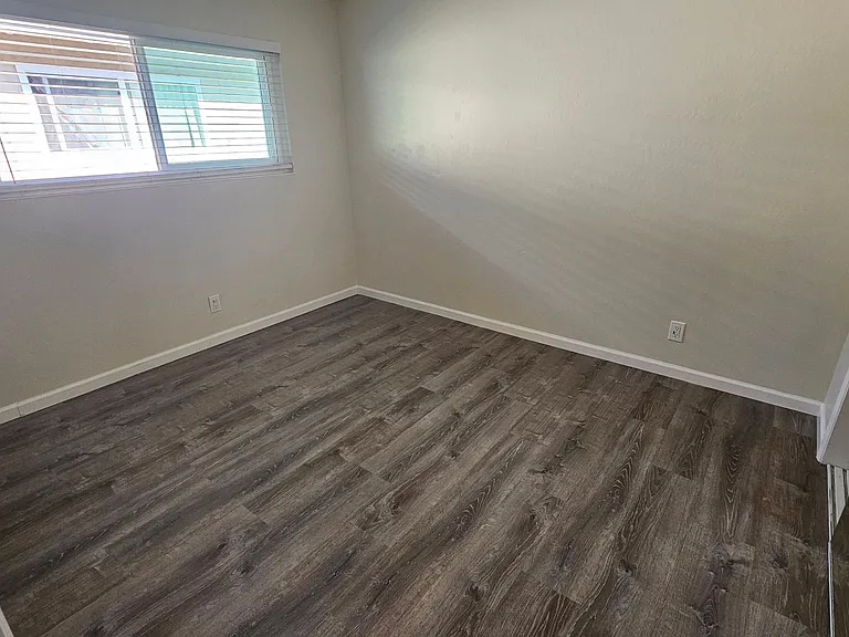 3381 Monroe St — Photo 21