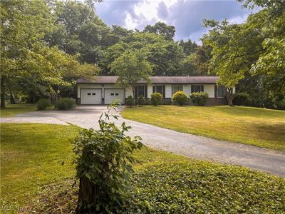 2055 Maple Dr, Columbiana, OH, 44408