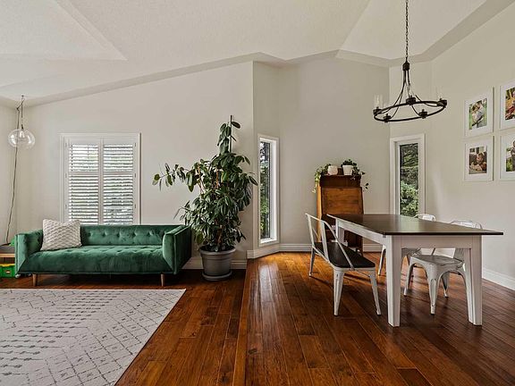 4th image of 44 Mountain Park Cir SE