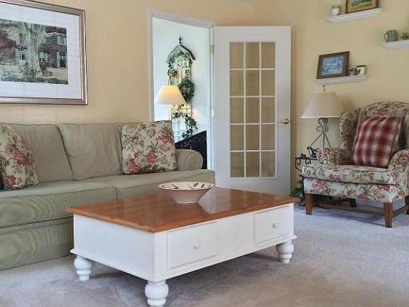 5th image of 112 Orchard Oak Dr