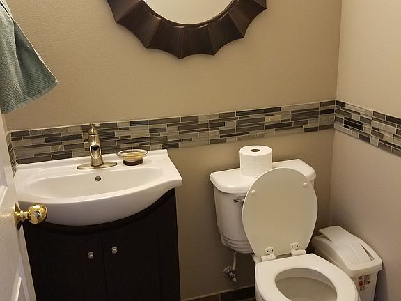 1/2 Bath Upstairs