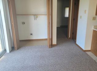 105 West St UNIT 3, Monroe Center, IL 61052