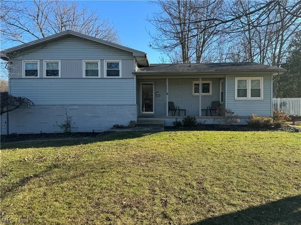 5971 Calico Ln, Canfield, OH 44406