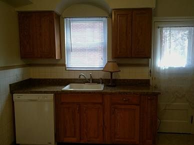 Kitchen Sink Area