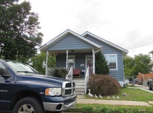 33 S Home Ave, Gibbstown, NJ 08027