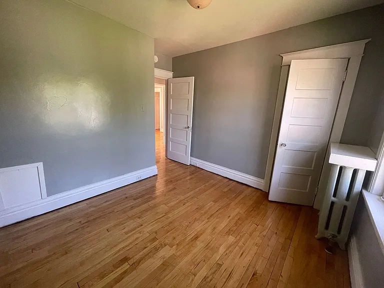 1010 N 13th Ave E — Photo 12