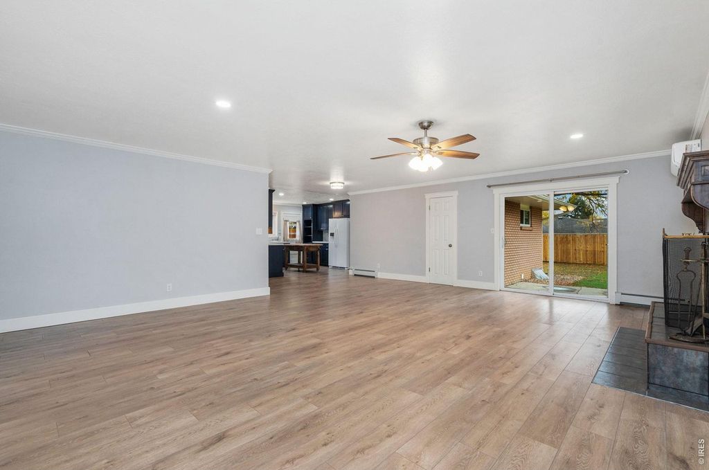 1204 Baker St
