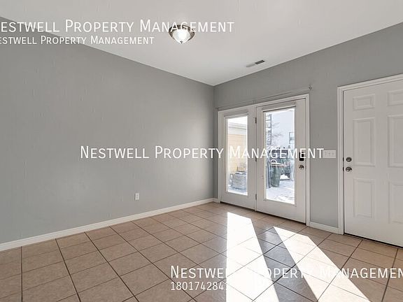 3rd image of 11566 S Grandville Ave