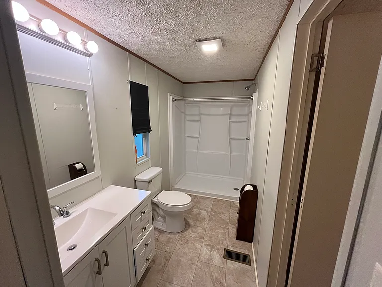 775 Riverbend Dr — Photo 9