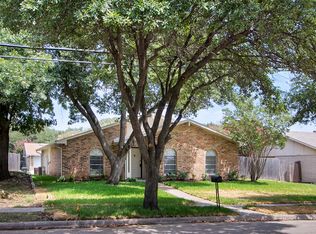 1301 Cross Bend Rd, Plano, TX 75023