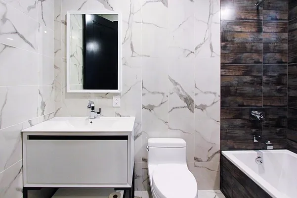 Rented by Voro, LLC | media 22