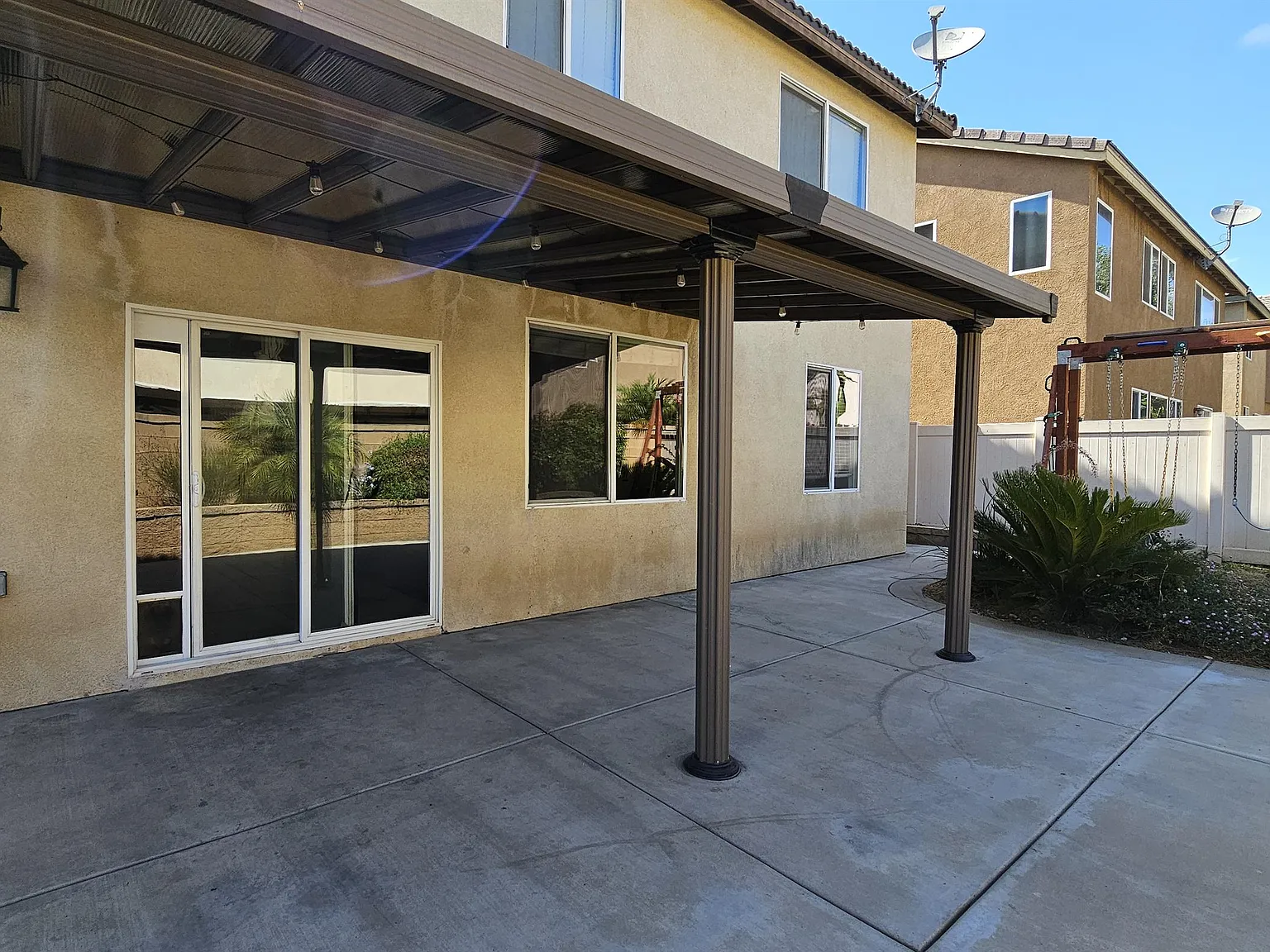 1105 North Yucca Avenue - 1 — Photo 4