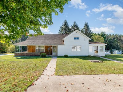 218 S Davis St, Harrietta, MI, 49638