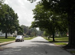 1944 Sagamore Dr, Euclid, OH 44117