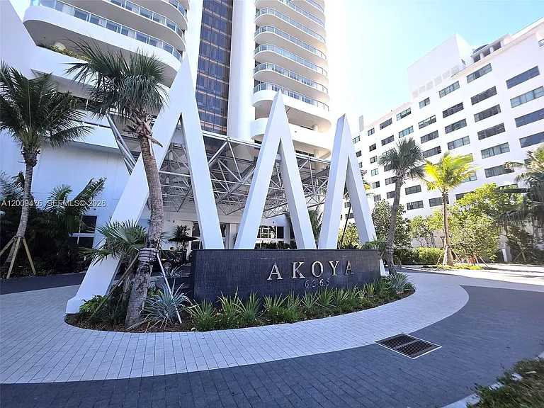 6365 Collins Ave #4311 — Photo 26