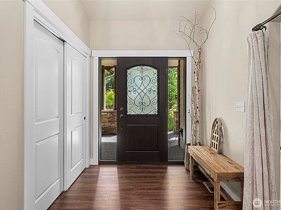 4th image of 8401 Dawn Hill Drive SE