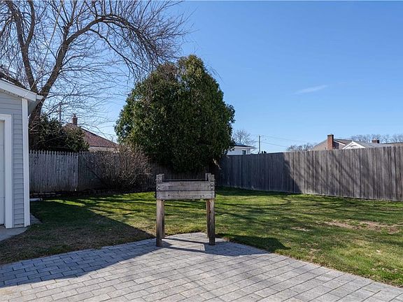 5th image of 60 Dorman Ave